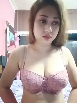 Snapshot of Hot_Soniya_08 chatting on June 27, 3:51 pm Hot Soniya 08 online show from June 27, 3:51 pm