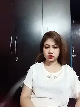 Snapshot of Hot_Soniya_08 chatting on July 9, 9:54 am Hot Soniya 08 online show from July 9, 9:54 am