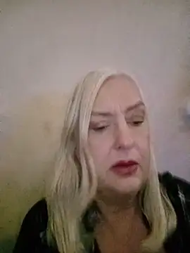 Julia20X online show from May 13, 10:11 am