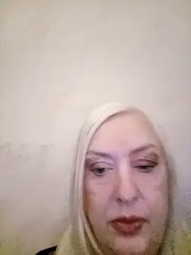 Julia20X online show from April 13, 10:08 am