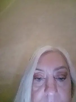 Julia20X online show from June 13, 10:13 am