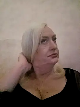 Julia20X online show from April 14, 3:50 pm