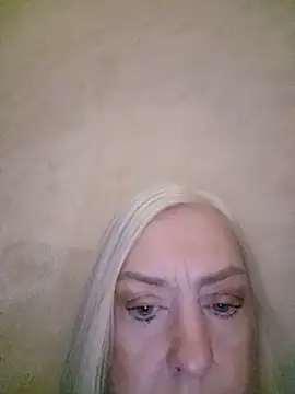 Julia20X online show from May 16, 9:52 am