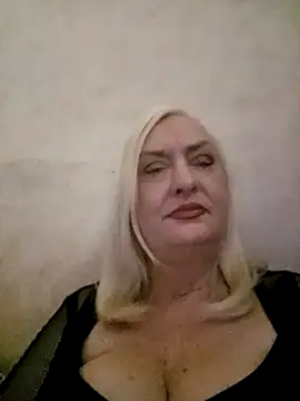 Julia20X online show from April 20, 3:35 pm