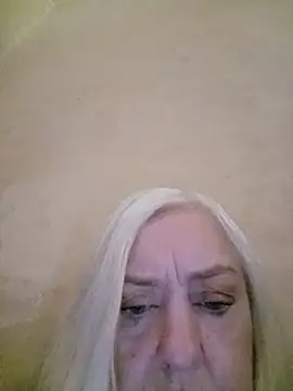 Julia20X online show from July 11, 9:31 am