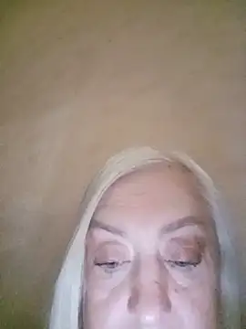 Julia20X online show from June 2, 11:10 am
