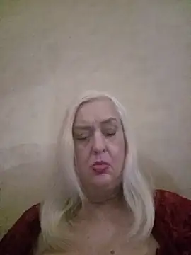 Julia20X online show from June 16, 1:11 pm