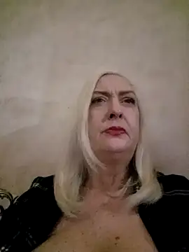 Julia20X online show from May 1, 6:24 pm