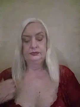 Julia20X online show from June 3, 11:22 am