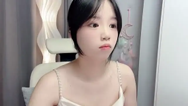 Snapshot of Xiaoqing00 chatting on June 3, 5:19 am Xiaoqing00 online show from June 3, 5:19 am