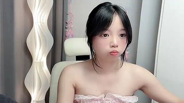 Xiaoqing00 online show from May 20, 2:47 pm