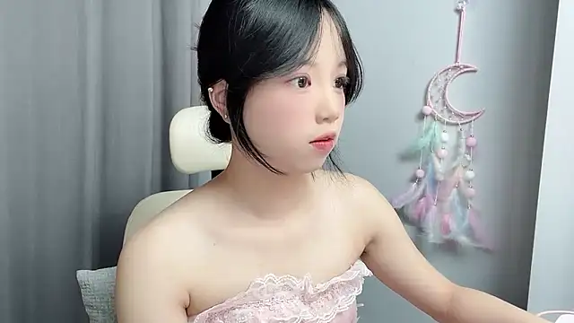 Xiaoqing00 online show from May 20, 2:41 am