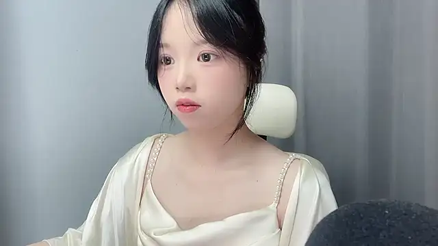 Xiaoqing00 online show from May 16, 2:43 am