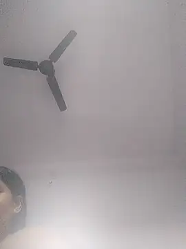 Snapshot of Shaniya03 chatting on July 8, 11:44 am Shaniya03 online show from July 8, 11:44 am
