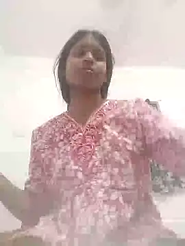 Snapshot of Shaniya03 chatting on June 22, 2:39 am Shaniya03 online show from June 22, 2:39 am