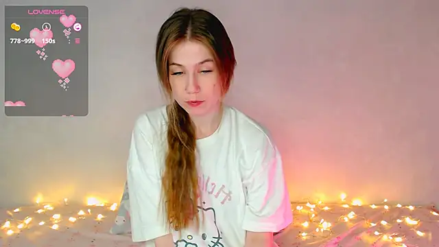 kira cozy online show from July 2, 7:58 am