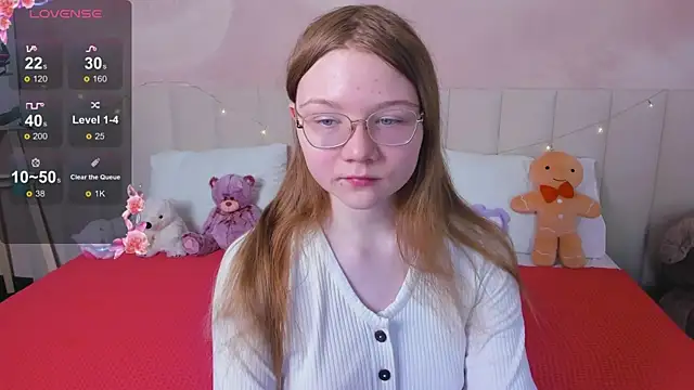 Snapshot of Mia_Yuri chatting on May 24, 2:00 am Mia Yuri online show from May 24, 2:00 am