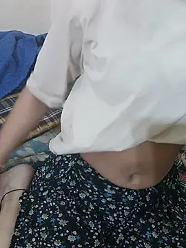 Snapshot of Baby-Doll_ chatting on May 21, 4:32 am Baby-Doll online show from May 21, 4:32 am
