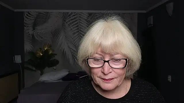 Zuri Zodiac online show from April 20, 6:16 am