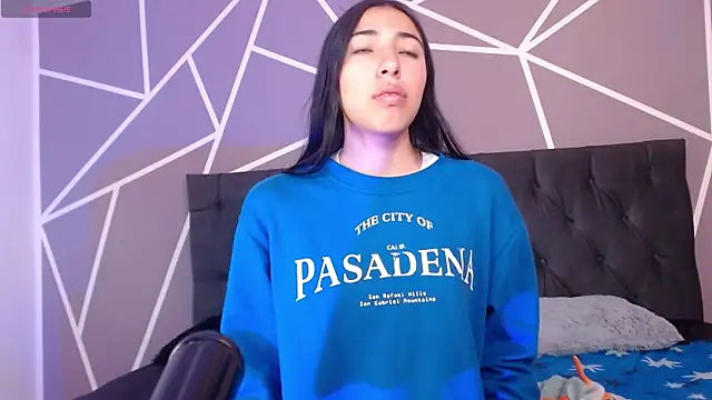 Violett1126 online show from April 14, 4:39 am