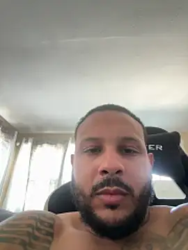 letsgetit30 online show from April 10, 3:52 pm