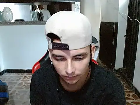 Snapshot of nino_oregano chatting on June 22, 3:42 pm nino oregano online show from June 22, 3:42 pm