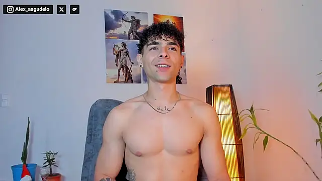 Snapshot of Alex_zt7 chatting on July 16, 3:53 pm Alex zt7 online show from July 16, 3:53 pm