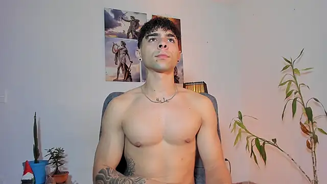 Snapshot of Alex_zt7 chatting on June 3, 5:06 pm Alex zt7 online show from June 3, 5:06 pm