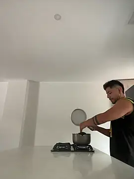 Roman Belmont online show from April 21, 5:52 pm