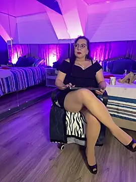 Jenifer cruz online show from May 8, 5:44 am