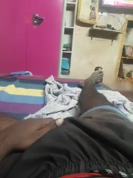 Snapshot of teluguboy_7 chatting on May 27, 2:24 pm teluguboy 7 online show from May 27, 2:24 pm