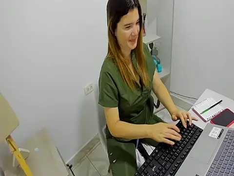 amelia 16 online show from May 5, 1:14 pm