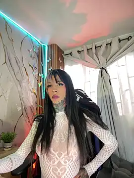 Dafne kee online show from June 11, 2:47 pm