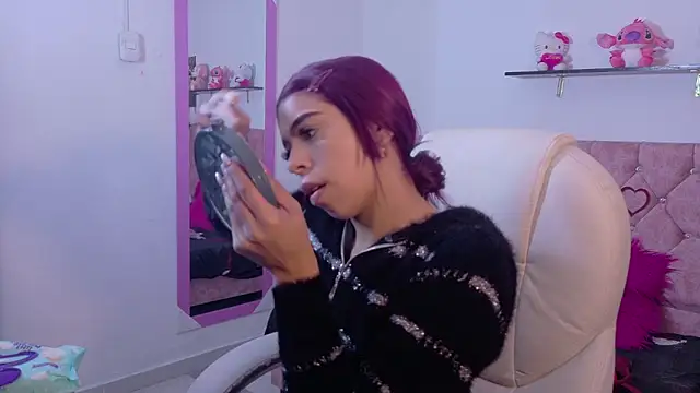 Snapshot of VelinaHoney chatting on May 29, 12:33 pm VelinaHoney online show from May 29, 12:33 pm