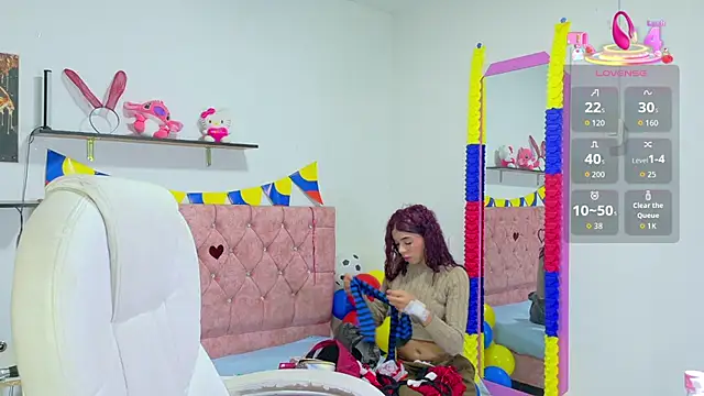 Snapshot of VelinaHoney chatting on June 27, 12:33 pm VelinaHoney online show from June 27, 12:33 pm
