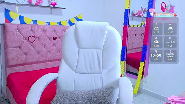 Snapshot of VelinaHoney chatting on June 28, 3:51 pm VelinaHoney online show from June 28, 3:51 pm