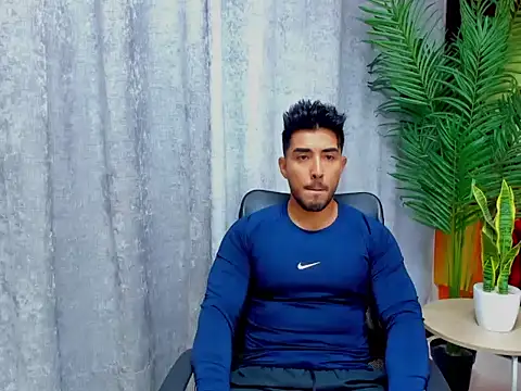 alangreek1 online show from May 20, 1:52 pm