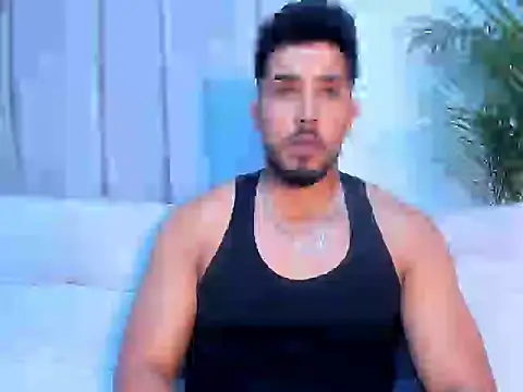 Snapshot of alangreek1 chatting on July 10, 12:32 am alangreek1 online show from July 10, 12:32 am