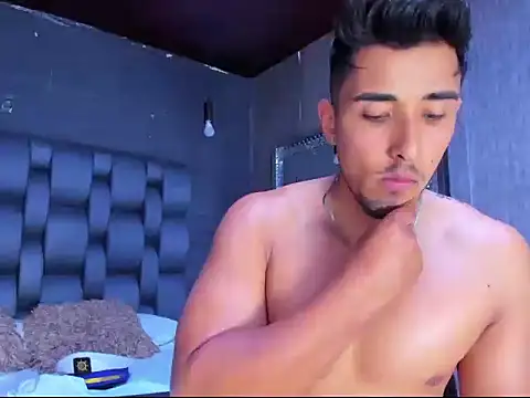 alangreek1 online show from May 11, 2:45 pm