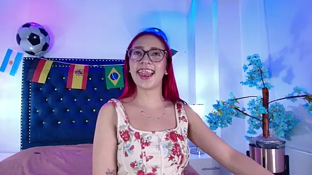 Amelie adams online show from July 16, 11:07 am