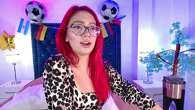Amelie adams online show from July 2, 11:16 am