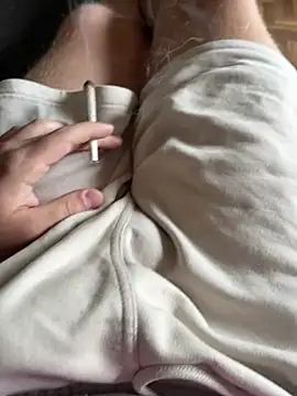italianboy20cm online show from April 14, 9:14 am