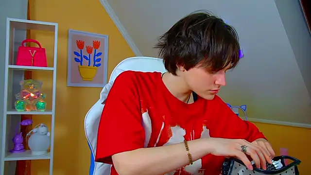 RitaRoses online show from April 13, 7:18 pm