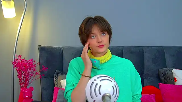 RitaRoses online show from April 9, 3:07 pm