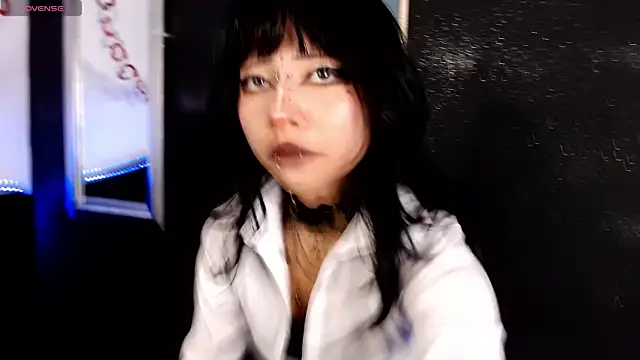 Snapshot of KiomyVamp chatting on April 24, 4:09 pm KiomyVamp online show from April 24, 4:09 pm