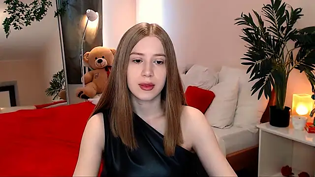 cheeky chick online show from May 26, 1:20 pm