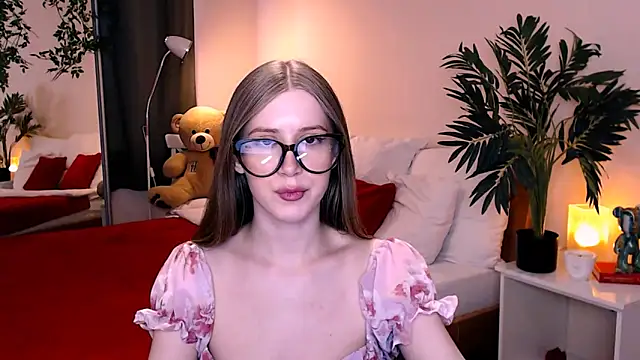 cheeky chick online show from June 11, 4:26 pm