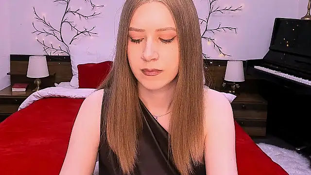 cheeky chick online show from April 14, 1:16 pm