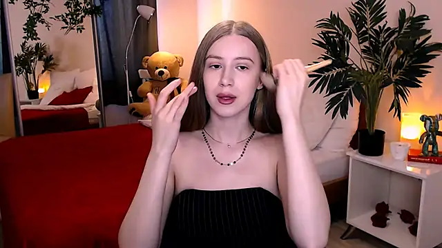 cheeky chick online show from June 27, 6:19 am