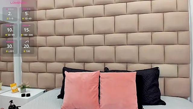 TifannyRosen online show from June 12, 11:52 am